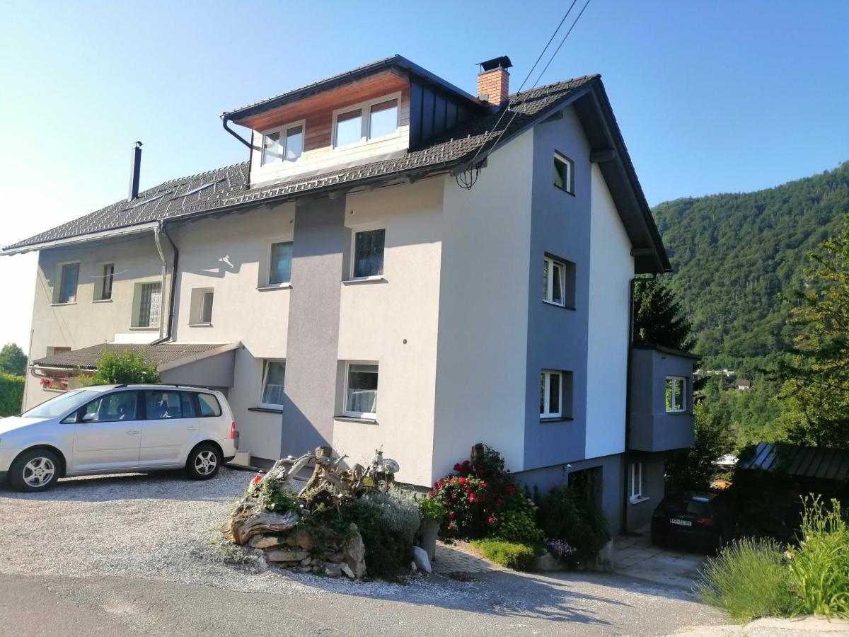 Apartma Zeus Jesenice Room photo